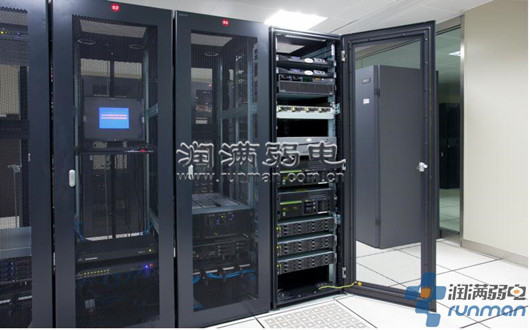 易貸網中心機房建設